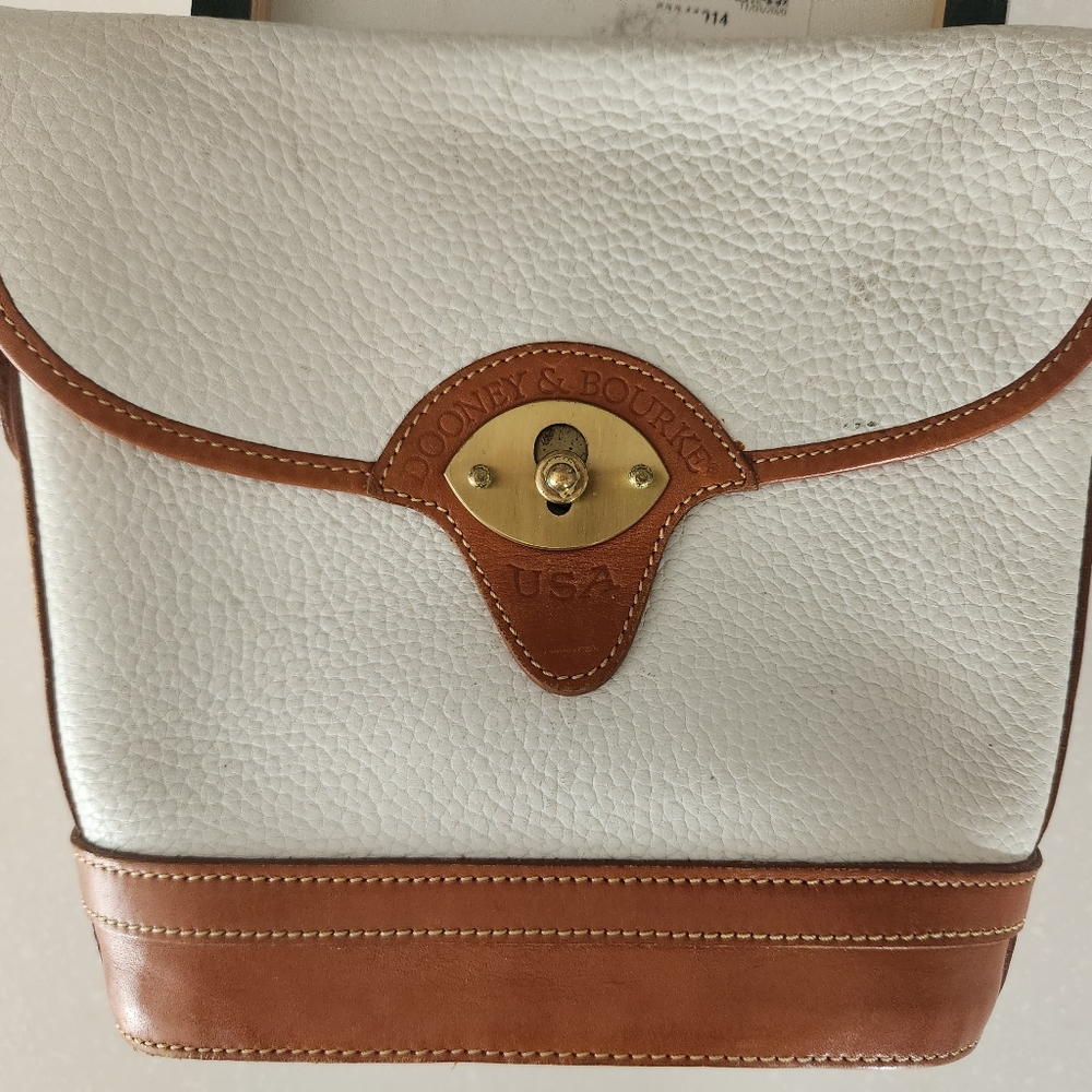 Vintage Dooney & Bourk Bag